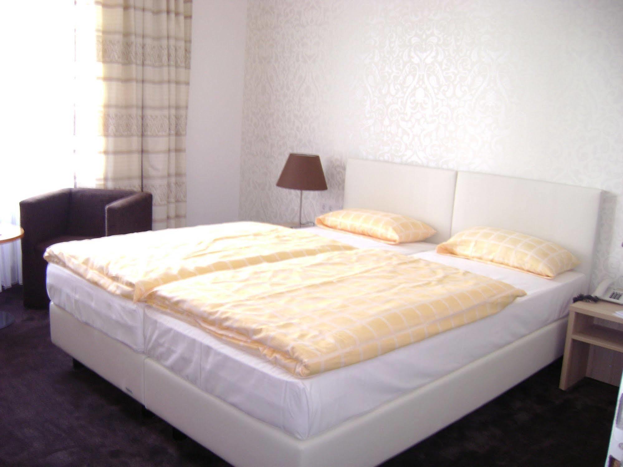 Centralhotel Garni Offenbourg Extérieur photo